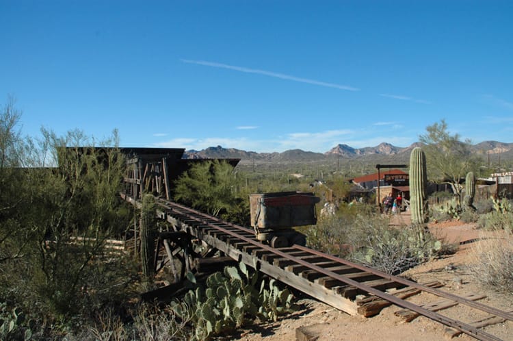 Things to do see in Phoenix Arizona Goldfield Ghost Town Superstition Mountains tourist old west railroad full time explorer