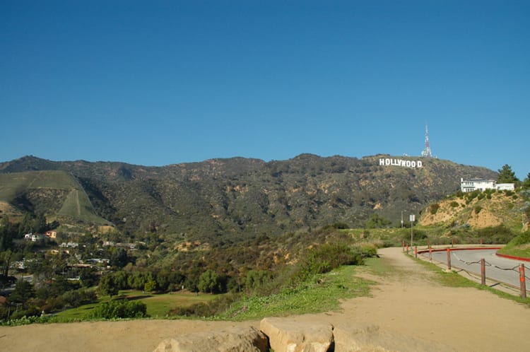 Touristy Fun Things to do in Southern California Full Time Explorer Beverly Hills Hollywood Sign