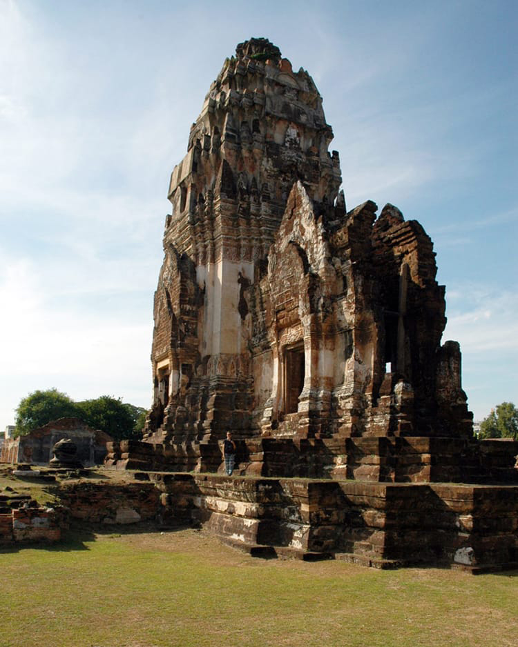 Wat Phrasi Rattana Mahathat in Lopburi, Thailand