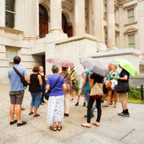 Pros and Cons of Booking with a Tour Group