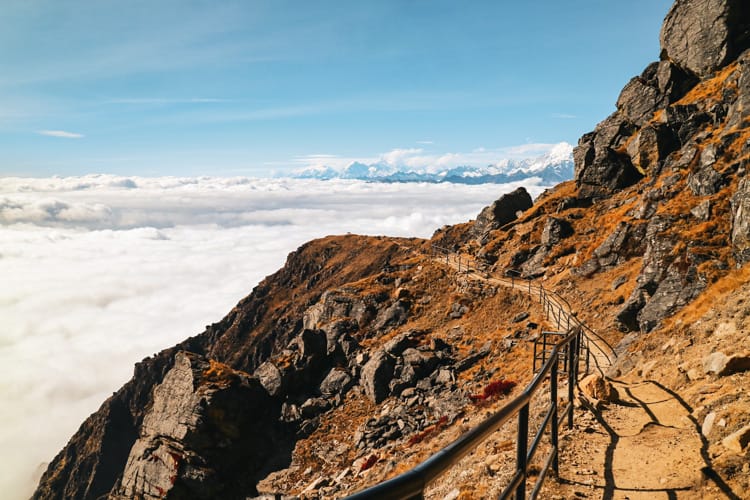 The pathway leading to Gosaikunda which sits above the clouds