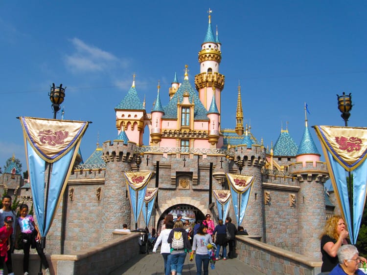Touristy Fun Things to do in Southern California Full Time Explorer Disneyland Cinderella Castle