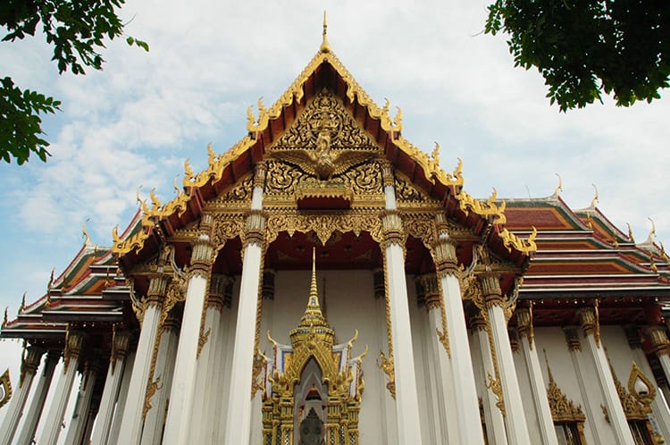 self guided temple tour bangkok