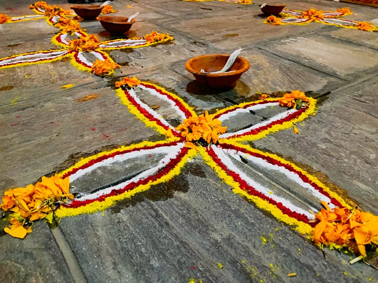 Maha Puja mandala for Tihar